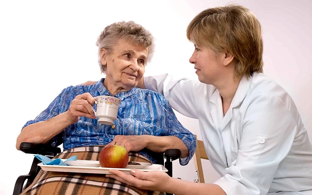 Как разрешить неловкие моменты при поиске и организации сотрудничества с сиделкой? Как разрешить неловкие моменты при поиске и организации сотрудничества с сиделкой?